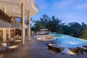 Abisena Ubud - Main Pool & Sadha Lounge