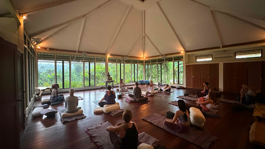 yoga retreat in ubud - yoga barn