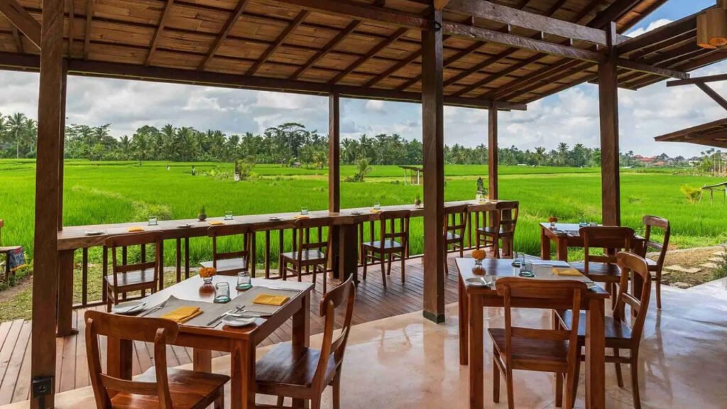 Healthy Warung Campuhan Restaurant