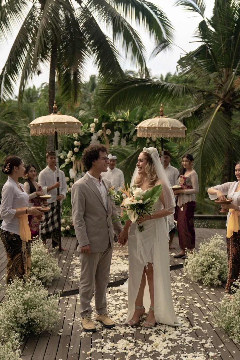 Bride and groom getting married at a jungle wedding venue in Ubud, Bali