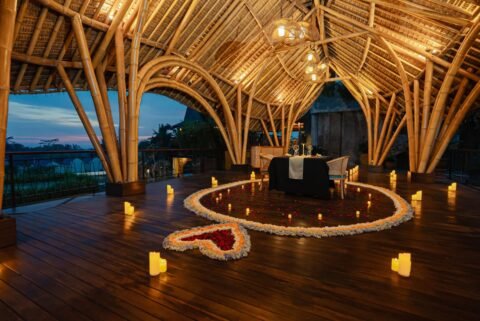 Romantic dinner in Ubud Bali for couples