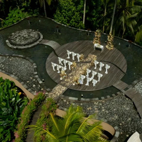 intimate wedding in ubud