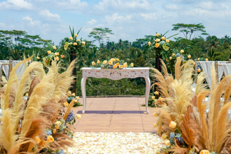 intimate wedding in ubud