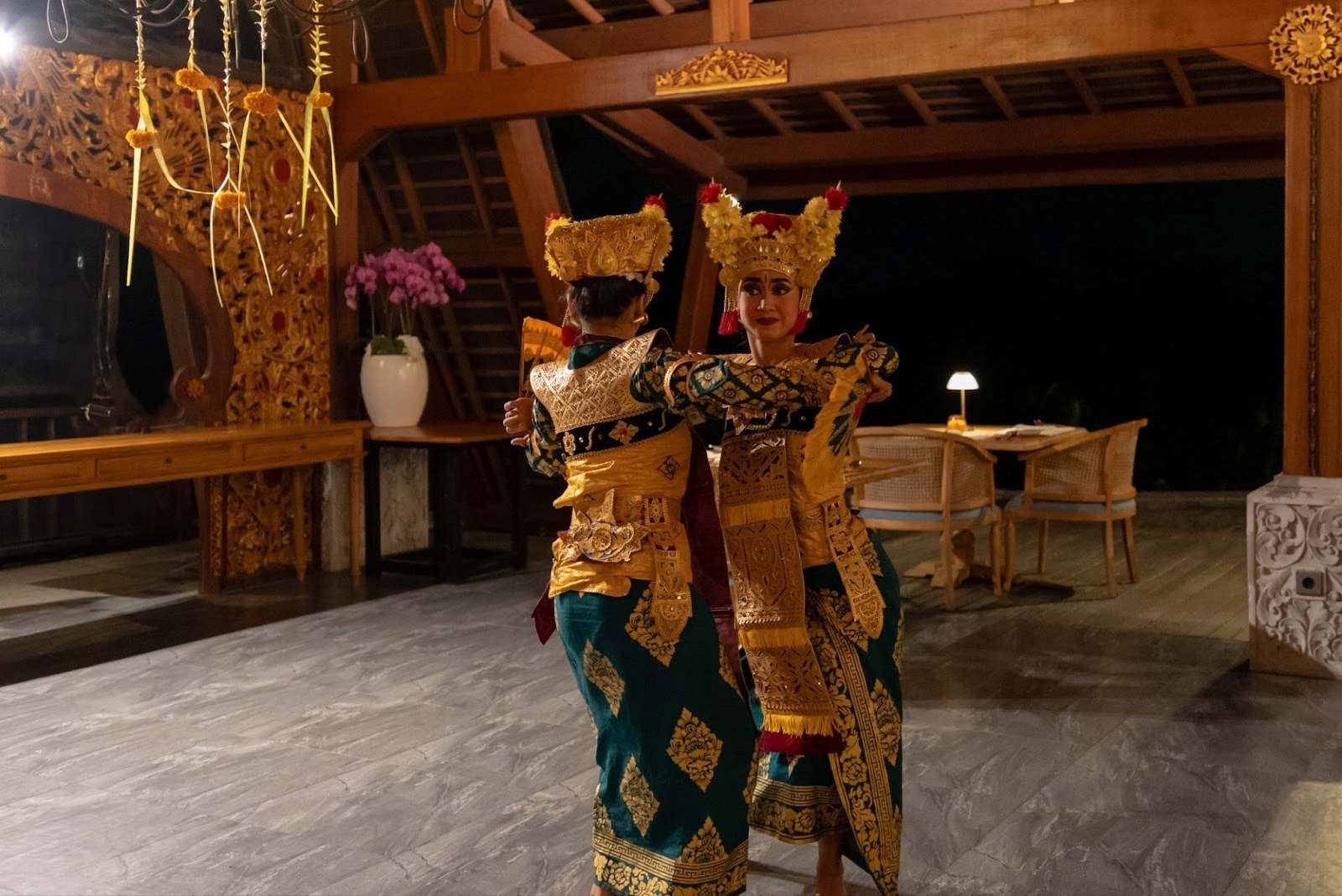 balinese dance in abisena ubud