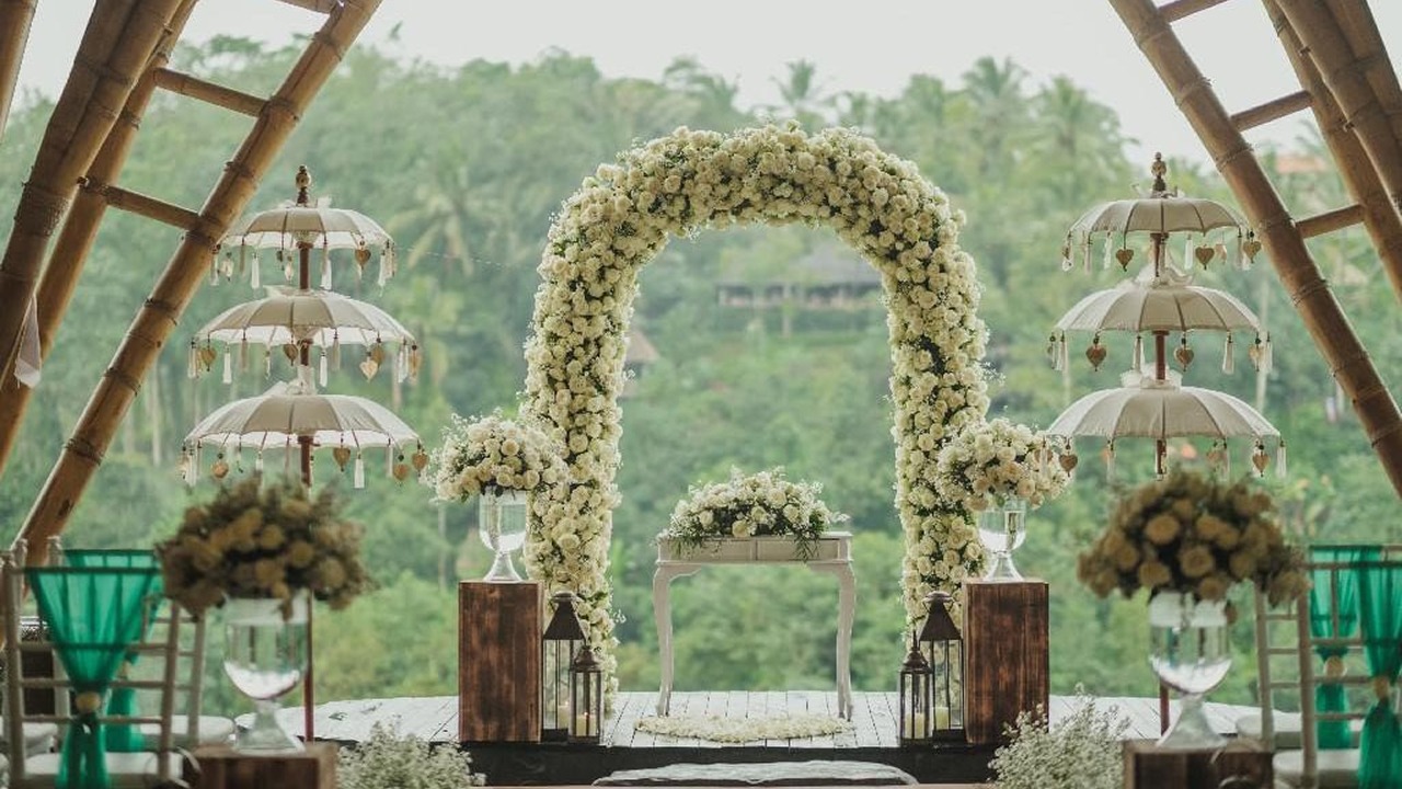 2. The Kayon Jungle Resort