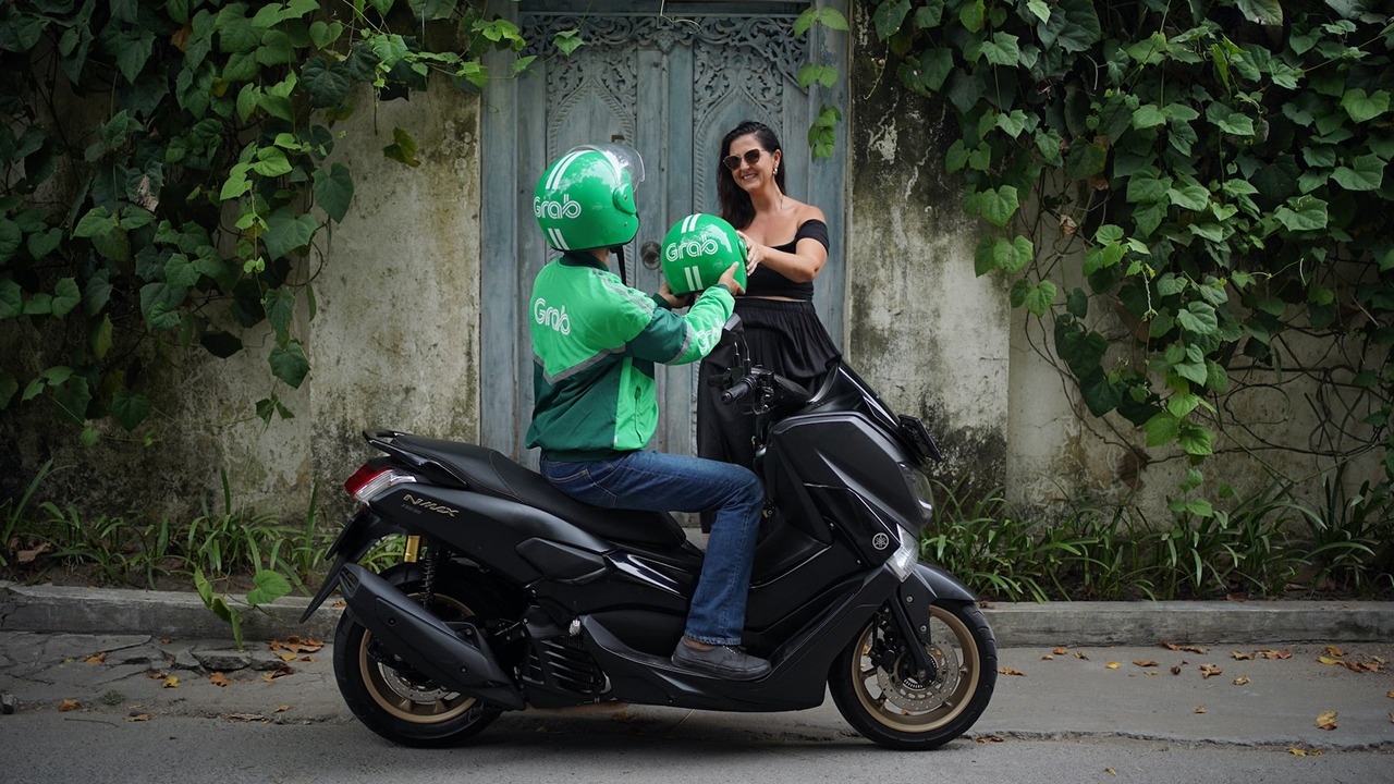 Rideshares or Local Taxis