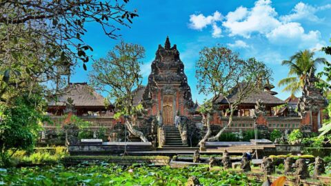 Pura Taman Saraswati