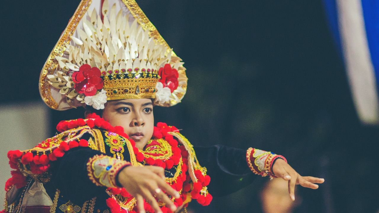 Traditional Balinese Dance Performance