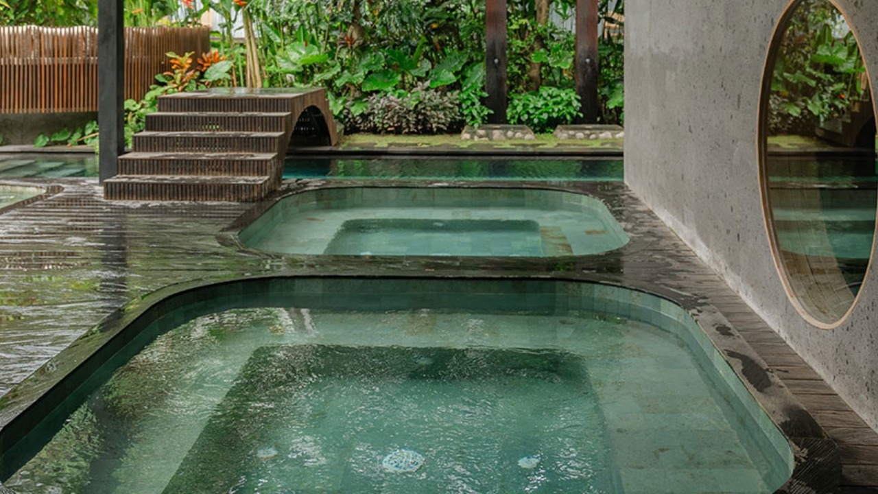 Hot and cold plunge pools at The Bali Eden Wellness Facilities